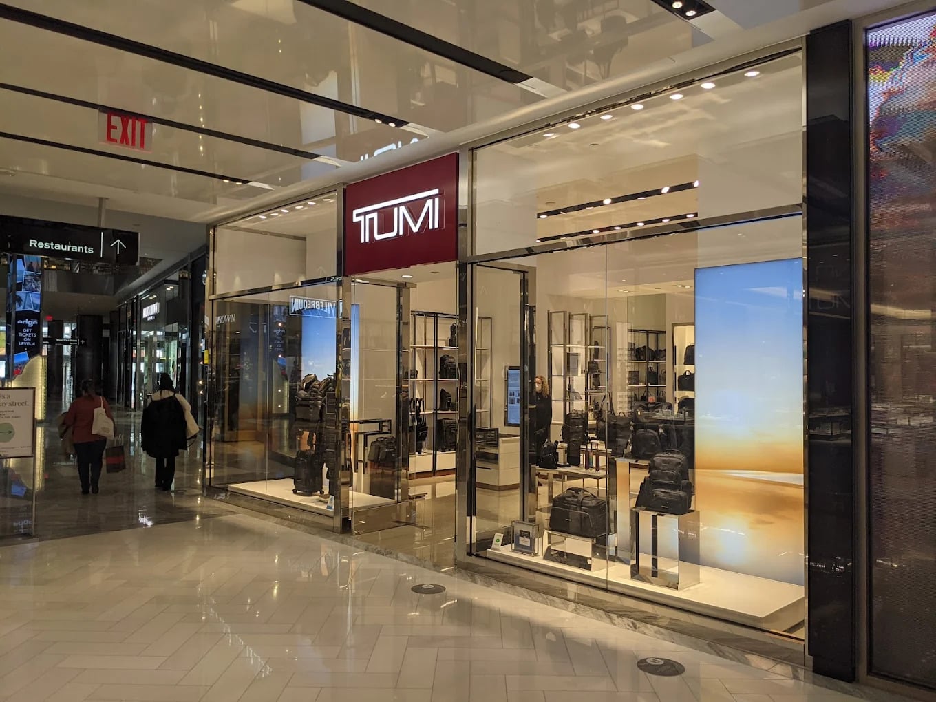 Tumi Hudson Yards