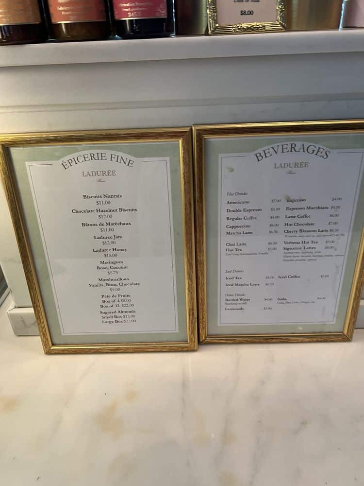 Ladurée Café Hudson Yards