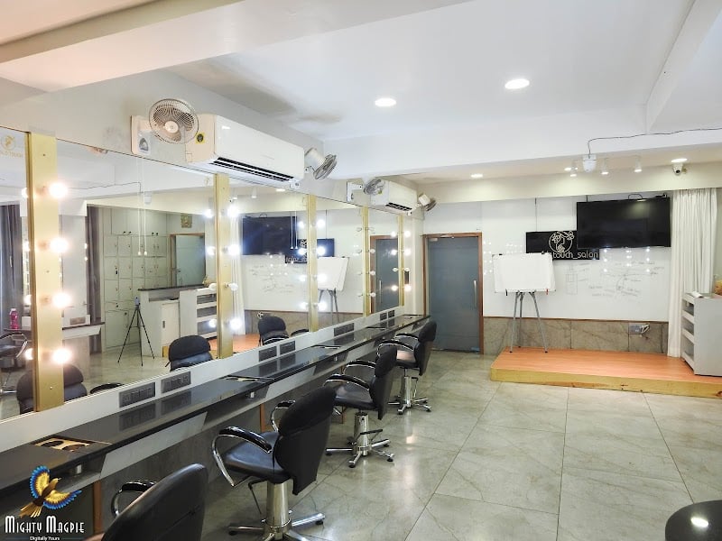 Gold Touch Beauty Salon