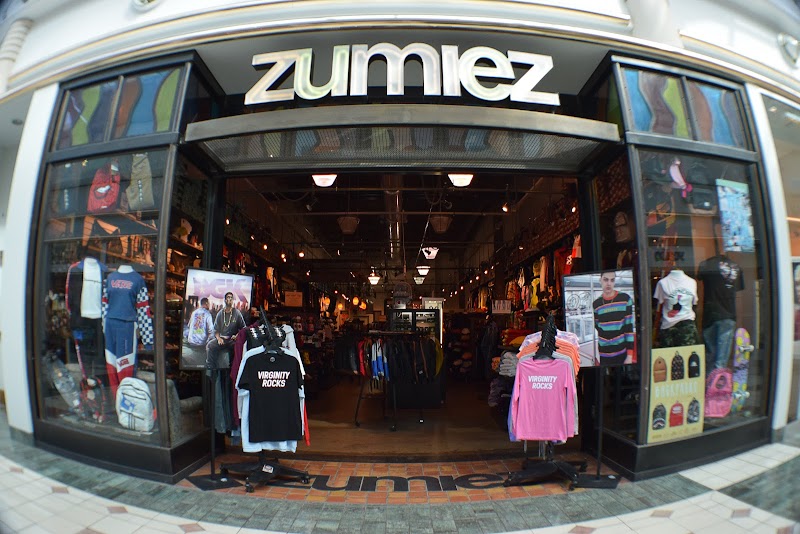 Zumiez